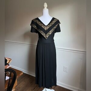 80s Vintage Black Lace Dress | Side Zip | Knee-Length | Size M–L